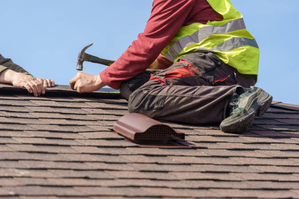 Best Flat Roof Repair Services  in Wamego, KS